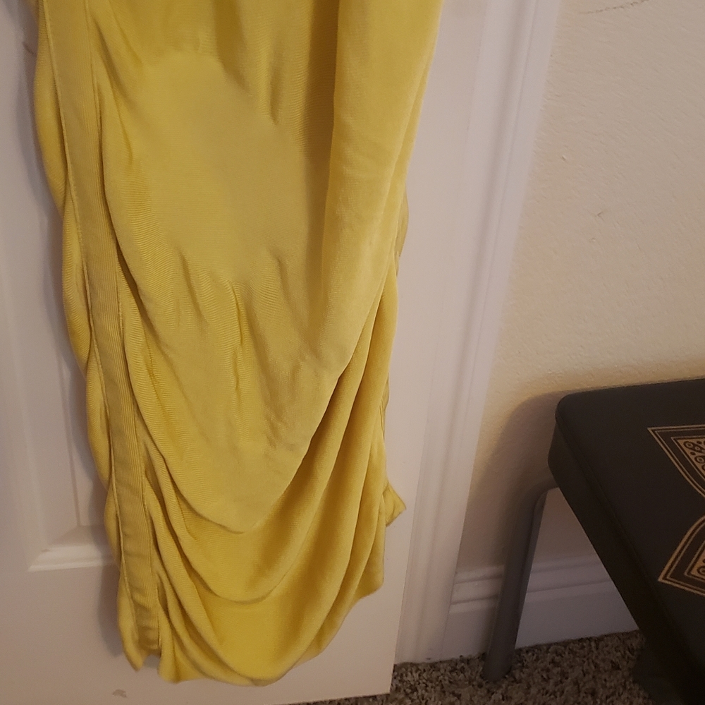 House of CB Nalani Chartreuse Gown - Picture 5 of 6